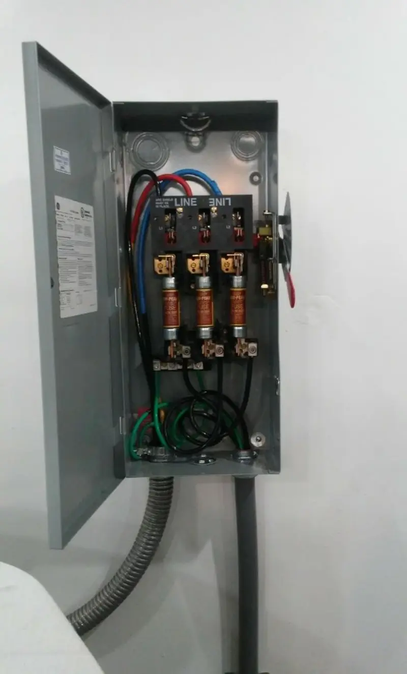 Three-phase disconnect switch installed for Electrical Wiring & Rewiring in Talty
